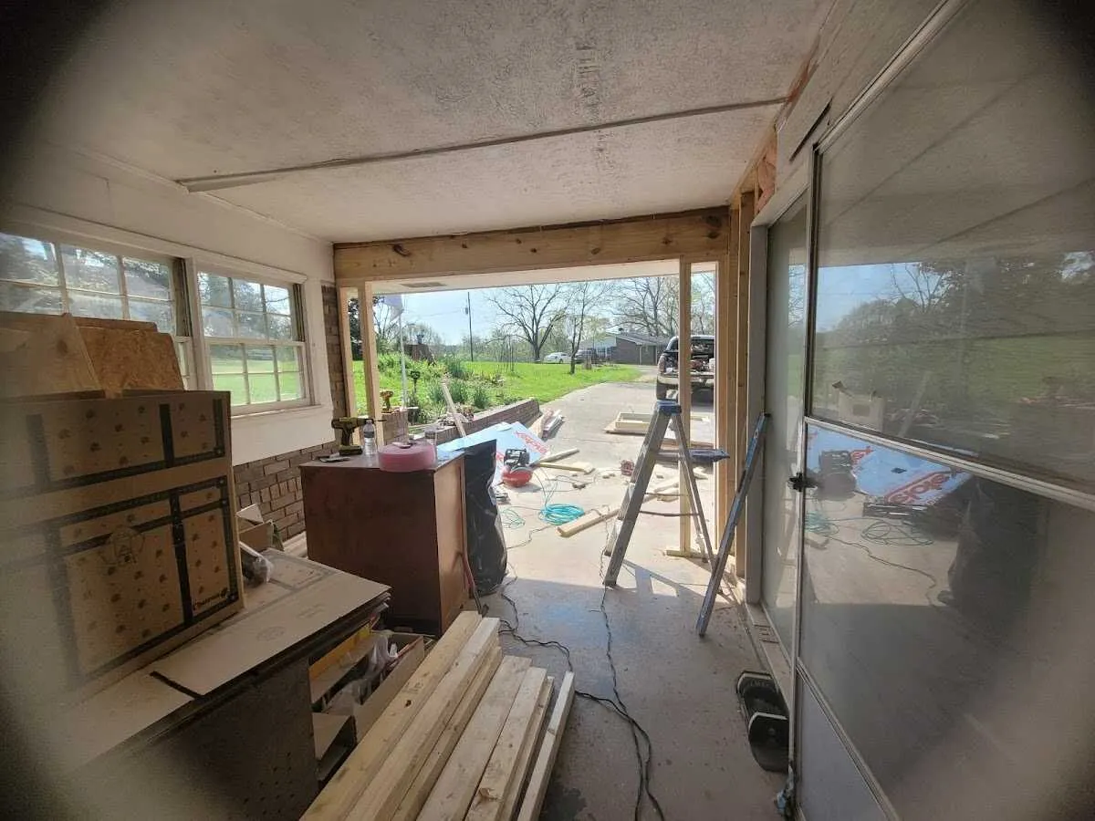 Air movers and dehumidifier for Drying & Dehumidification in Jennings